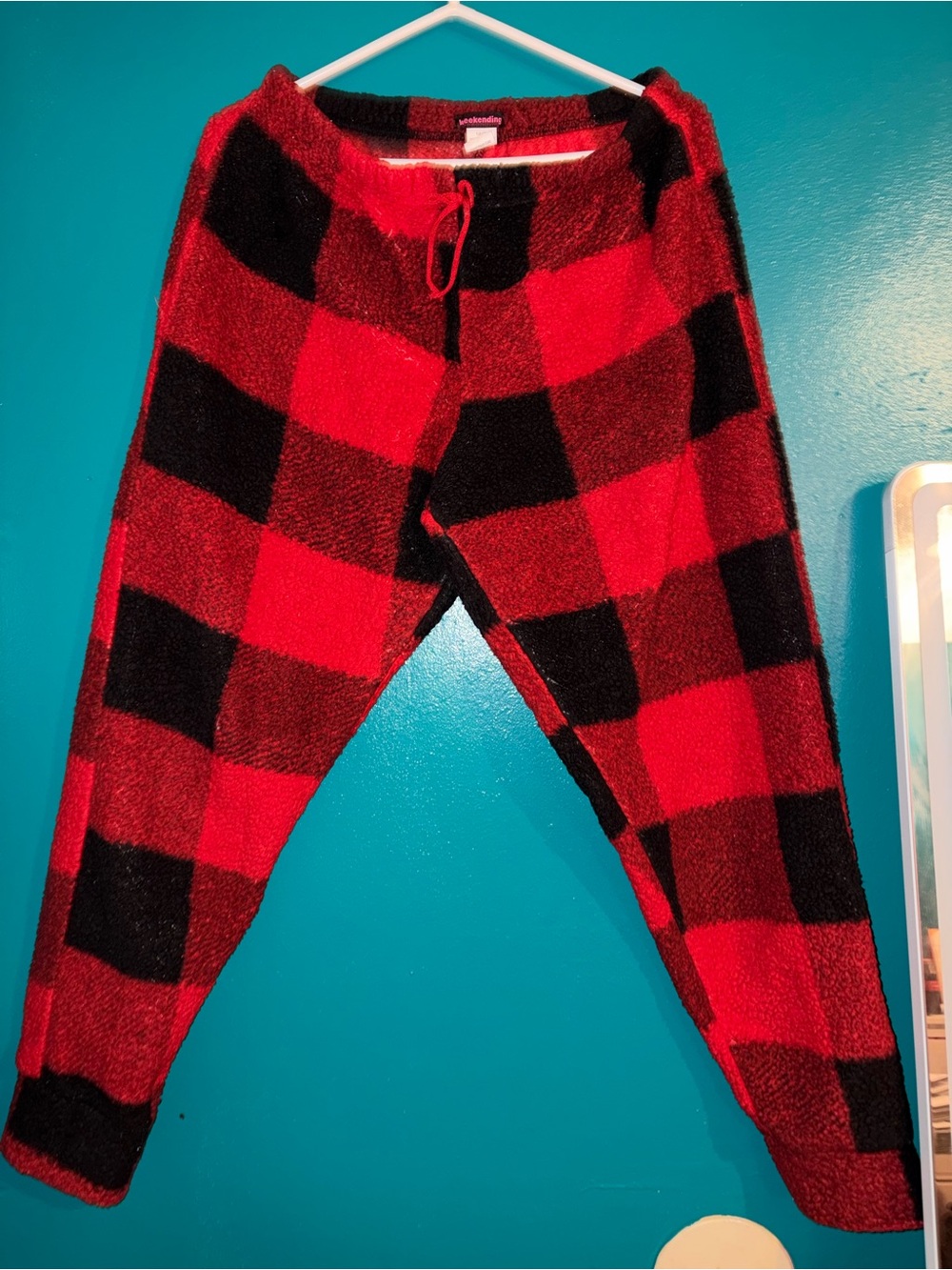 Women Red and Black Plaid Fleece Pajama Pants medium